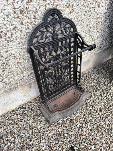 antique cast iron umbrella stand