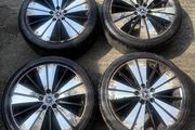Mercedes Alloy Wheels with Tyres