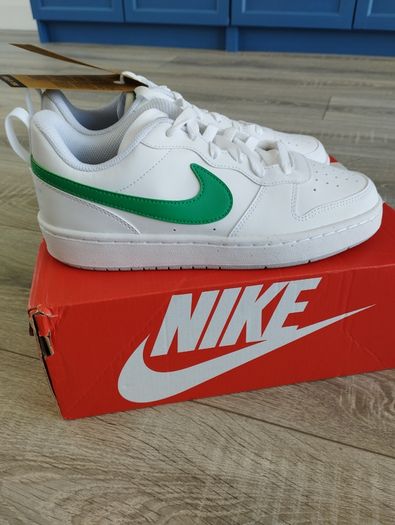 Nike Trainers UK Size 5.5