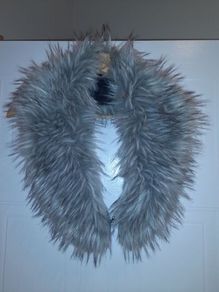 Neck fur collar