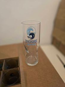 Beer glass, pint glass, Stemmed Glasses Chalice glass