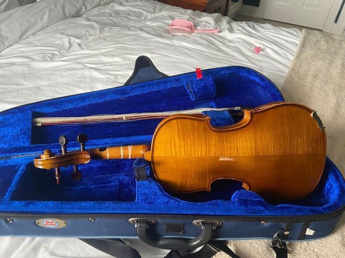1/2 size Violin &case