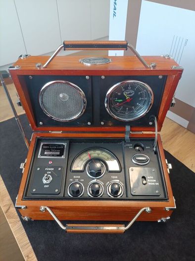 Spirit of St. Louis Aviator Alarm Clock Radio Flight Case S.O.S.L. Collection