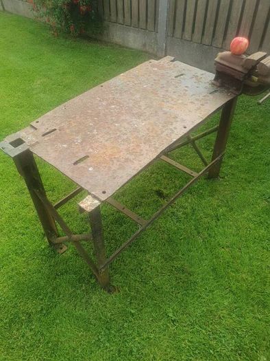 Old Vice (seized/not working) and small Welding Table (very heavy)