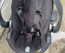 BeSafe iZi Go Modular X1 i-Size Baby Car Seat + ISOFIX Base