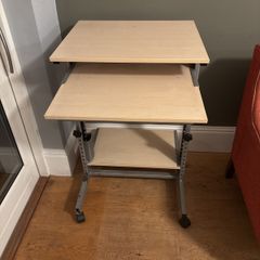 Adjustable Computer Stand