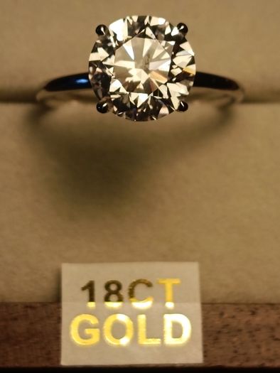 18ct White Gold 3 ct Lab Diamond Solitaire Ring