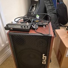 Battery Powered Amp with foot pedal and effects