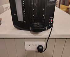 Tommy Tipee Bottle Maker