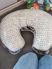 Nursing pillow