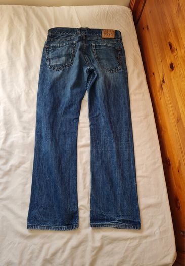 Tommy hilfiger rogar regular Size 32/32 button fly in good condition