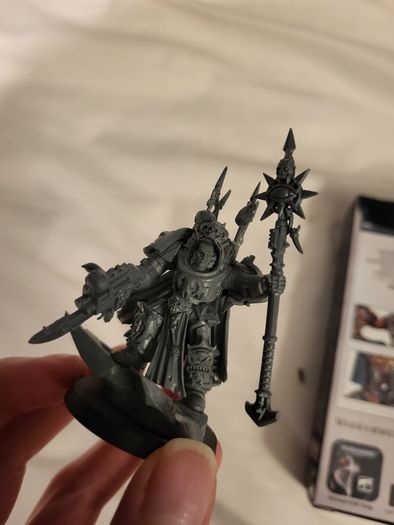 Games Workshop Warhammer 40k Chaos Space Marines Chaos sorcerer in terminator armor (Chaos Lord)