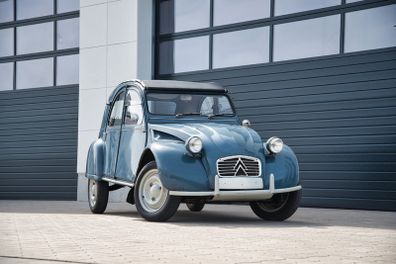 Classic Car Sourcing & Transport from Europe to Ireland