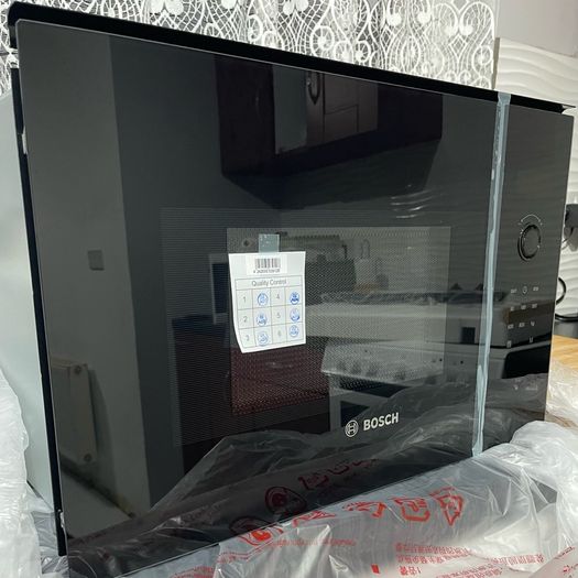 Microwave Oven