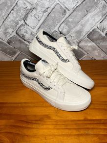 NWOB Vans Old Skool S8 Low Snake Marshmallow UK7 EUR40.5