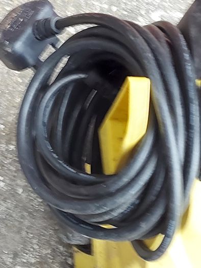 KARCHER K3 Premium Power Washer, 1600W, 85dB, in excellent condition Plus accessory