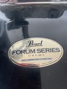 Pearl forum 3 piece drum kit