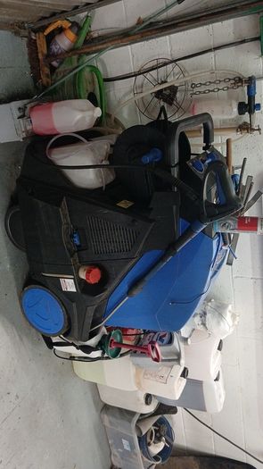 Nilfisk hot/cold pressure washer