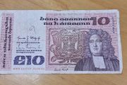 Irish Bank Notes - Bundle of Two Jonathan Swift 10 Punt Notes
