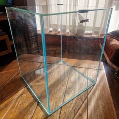 Aquael 30l tank