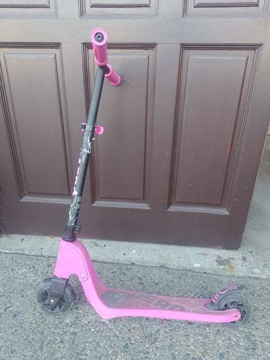 Bikes flicker scooter