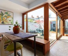 Barrell & Gunn Dining table