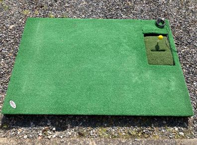 Optishot 2 Golf Simulator with turf upgrade & matt