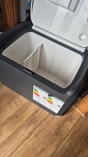 12v 230v portable fridge cooler