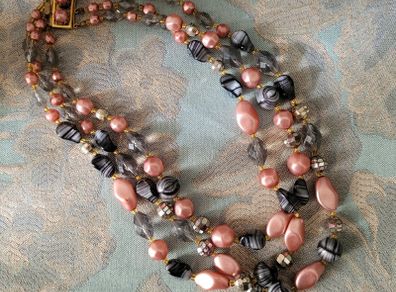 Vintage 50s beaded Necklace