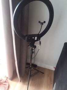 Ring light