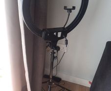 Ring light