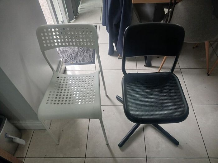 desk chairs