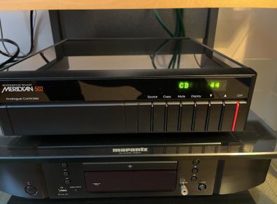 Rare Meridian 502 preamp +Meridian 559 power amp+ Meridian remote control