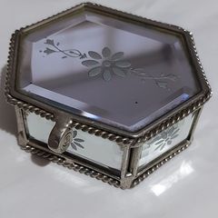 Lovely jewellery box ,,with bevelled mirrors sides and design, see pictures for condition,,take as is ,buyer collects or pays postage thank you