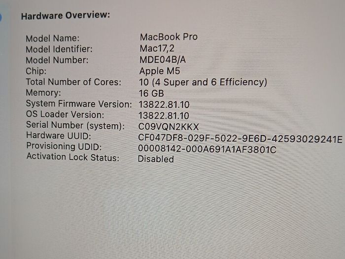 MacBook Pro 17,2/ M5 (10-CPU 10-GPU) /16GB Ram/512GB SSD/14  Battery health :100%