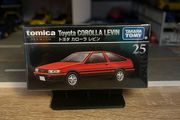 Tomica Premium Toyota AE86 twin cam