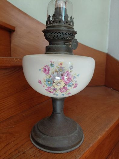 Antique French floral porcelain oil lamp works