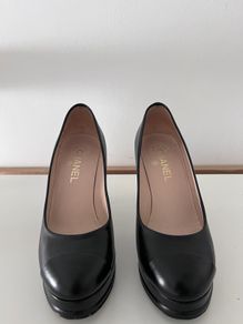 Chanel Black Leather Heels EU 38.5