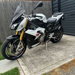 bmw s1000r