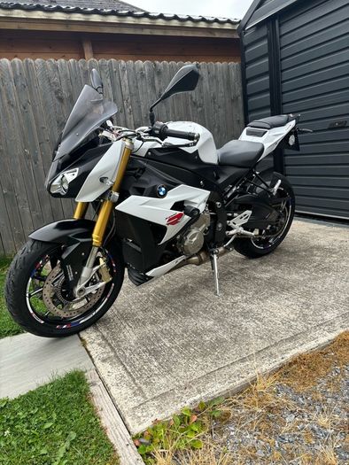 bmw s1000r