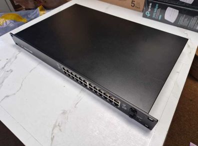 EdgeSwitch 24 PoE (250W) ES-24-250W