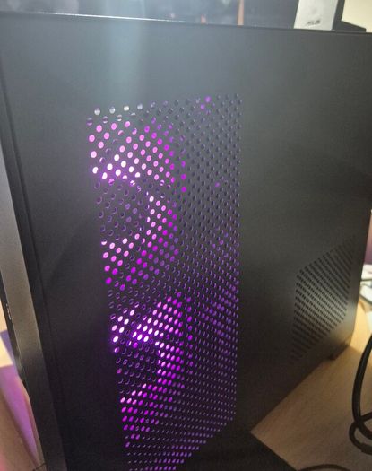 Gaming PC Ryzen 7 5800X, RX 7700 XT, 32gb Ram, 1TB M.2 Ssd, 750w Psu, Wifi/bt
