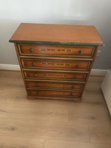 bed room furniture