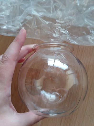 Set of 6 Hand-Sized Mini Plastic Fish Bowls New & Unused Craft / Party Jars/ Wedding decor