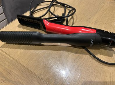 Revlon Air Straight