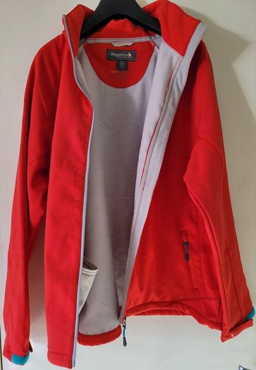 Brand new Regatta Kira Hibiscus softshell fleece jacket - Size 20
