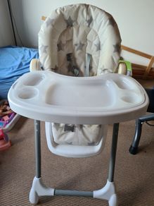 Highchair mamas and papas snax