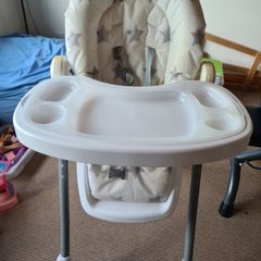 Highchair mamas and papas snax