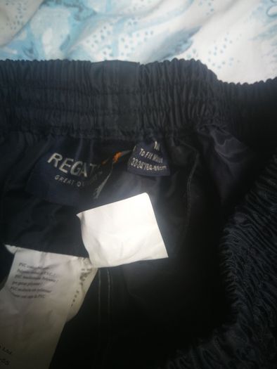Waterproof leggings