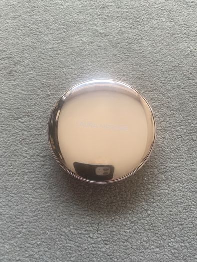 Laura Mercier Tinted Blur Balm